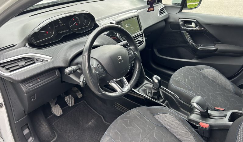 Left Hand Drive 2019 Peugeot 2008 1.5HDI 5 Door Allure SPANISH REGISTERED full